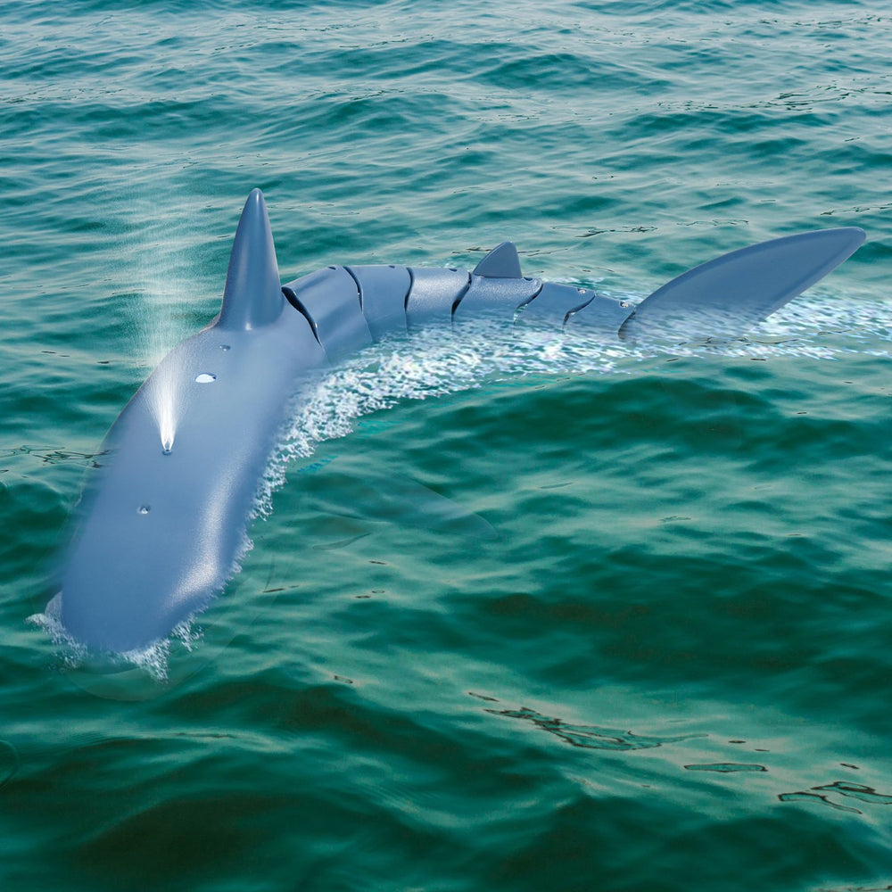 Christmas Gifts  VEVOR Remote Control Shark Toy 2.4 GHz High Speed RC Boat For Kids Adults Gift